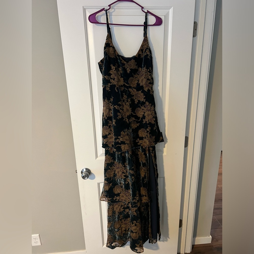 New Lulu’s Dress - I Love You Amore Slate Blue Floral Velvet Tier Maxi Dress - L